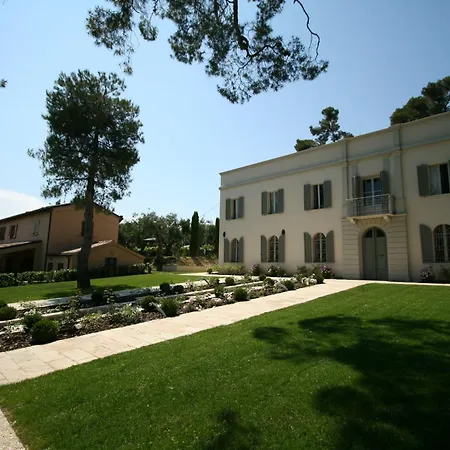 Monte Giove Agroturismo *